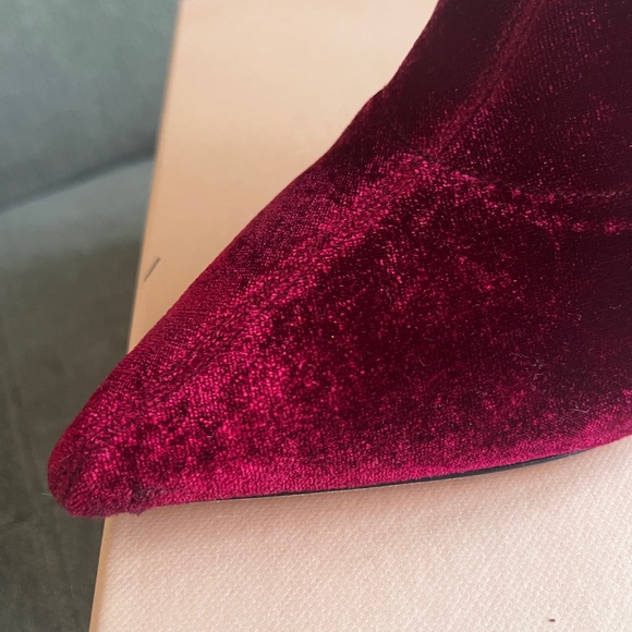 BLACK SUEDE STUDIO VELVET ANKLE BOOTS SIZE 9- burgundy-style name -CHARLIE - Picture 4 of 9